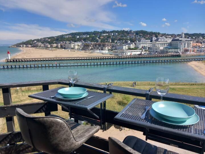 Mini-Duplex Cosy Avec Magnifique Vue Mer Deauville Exteriér fotografie